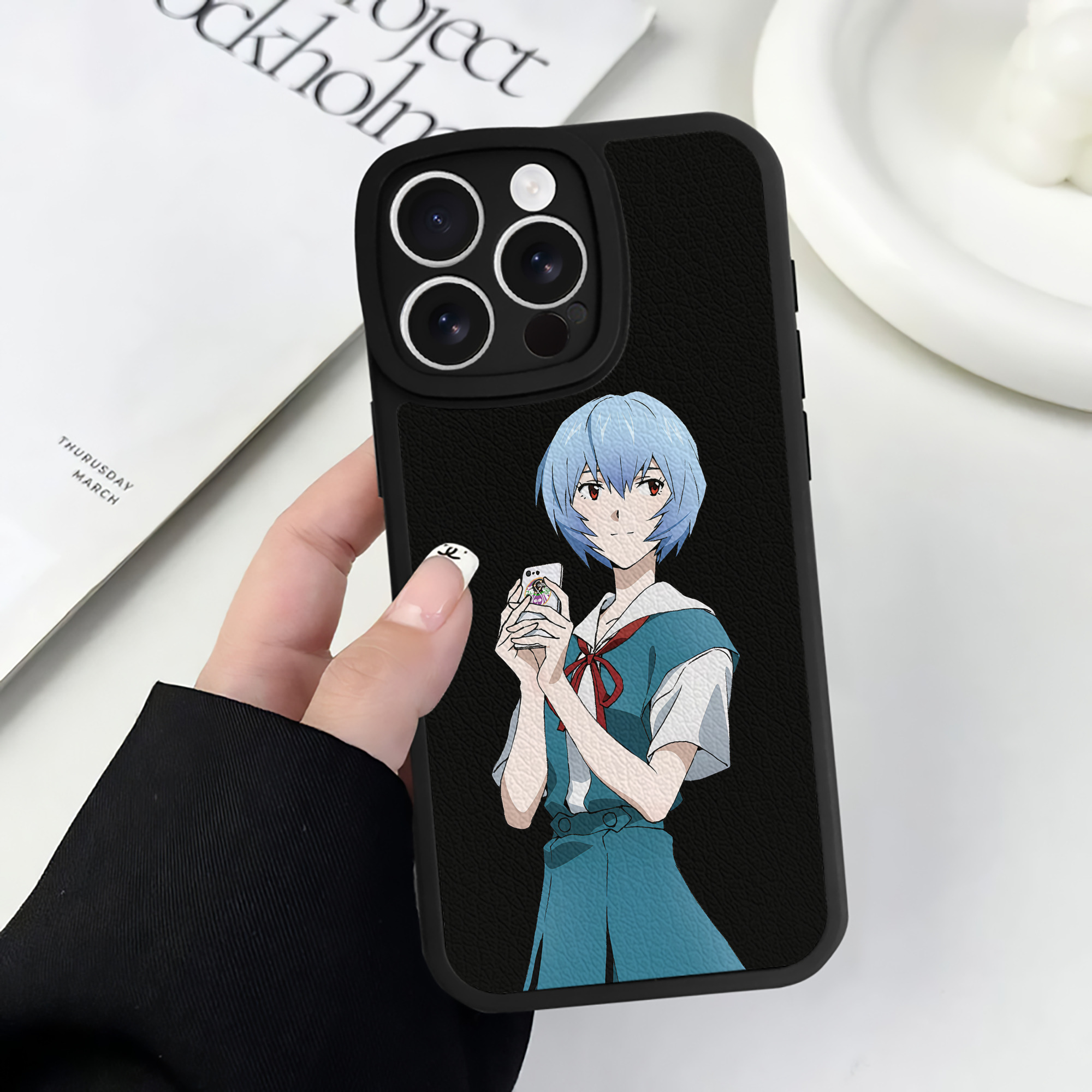 （画像用） EVA 新世紀エヴァンゲリオン 【iPhone 16シリーズ対応】シリコンスマホケース（レザー調） 材質：シリコン